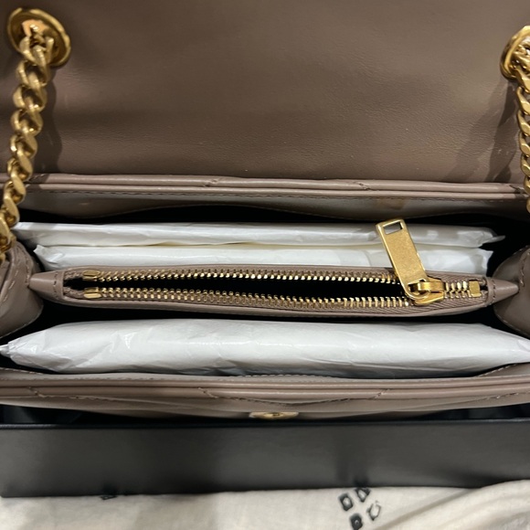 Brand new YSL small LouLou. - Picture 4 of 4